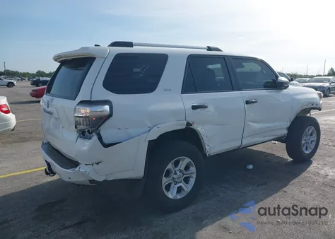 2021 Toyota 4Runner Sr5 из США, поврежденный, VIN JTEEU5JR5M5231582